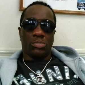 Meet your Posher, Kanila